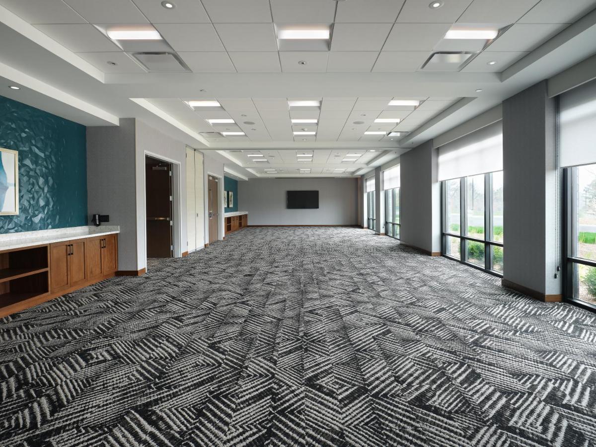 The Forester, A Hyatt Place Hotel Lake Forest Екстериор снимка